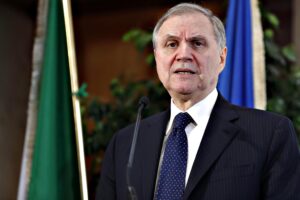 L’Fmi smentisce l’ottimista Gualtieri