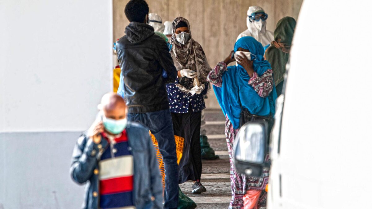 Centinaia di contagi e sommosse. Alla fine è esplosa la bomba migranti