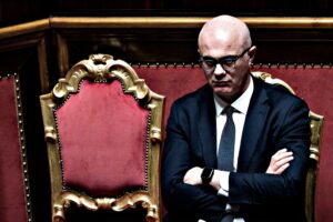 Il partito unico del Mes fa calare subito le braghe a Giuseppi
