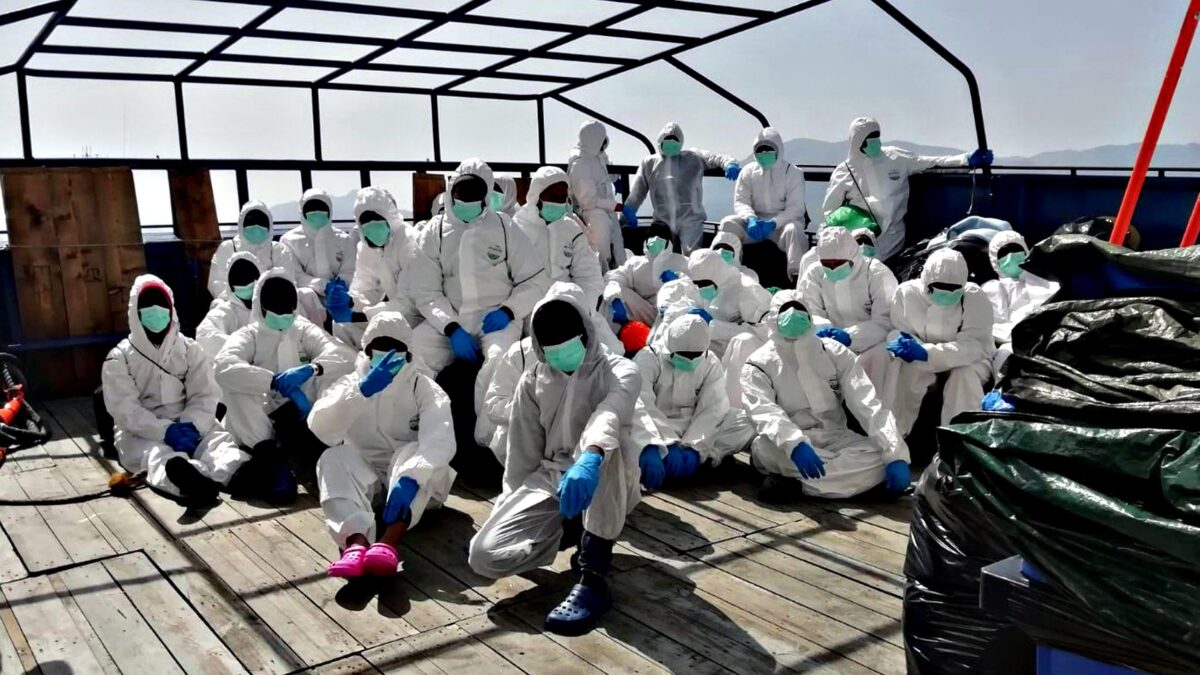 Navi con comfort per migranti in quarantena