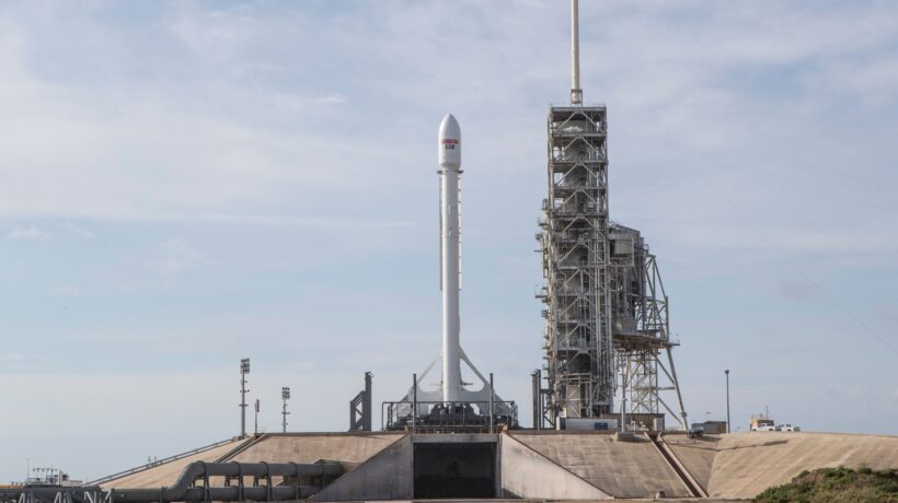 La Nasa torna a lanciare astronauti grazie a Elon Musk