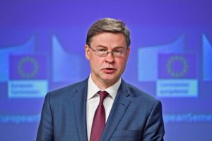 I soldi  Ue (forse) nel 2021, intanto ci becchiamo il Mes