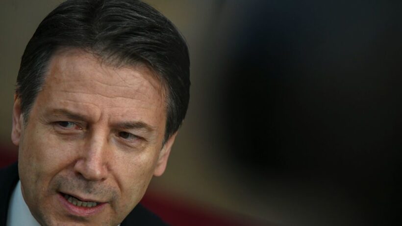 Conte arruola 60.000 spioni