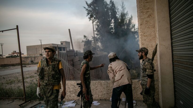 Con Haftar a terra è caccia al petrolio libico