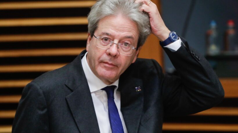 Le carte lo provano: il Salvastati sanitario serve per rifilarci la «cura» della Troika