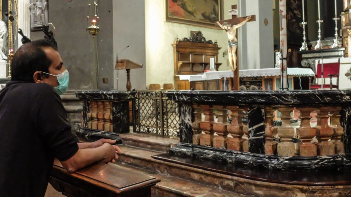 «Il no alle messe è incostituzionale». I giuristi cattolici ricorrono al Tar