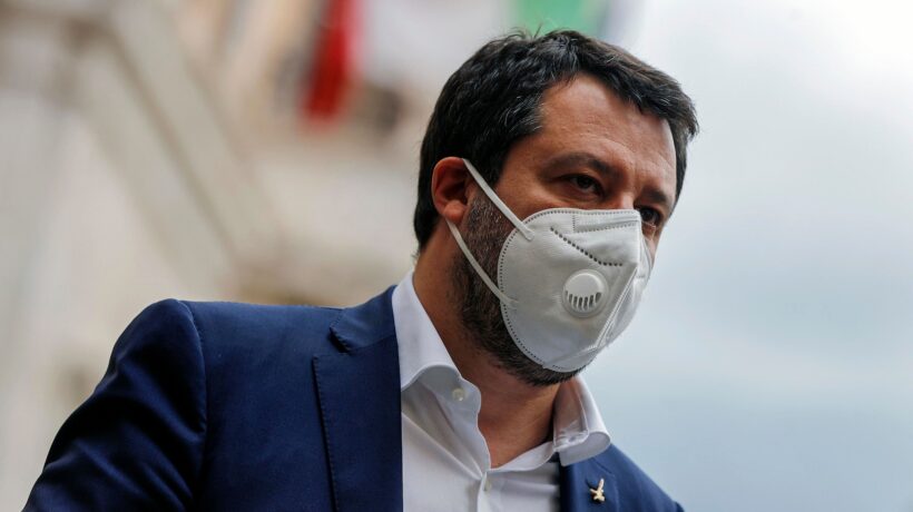 Salvini: «Sul vostro scoop il silenzio degli indecenti»
