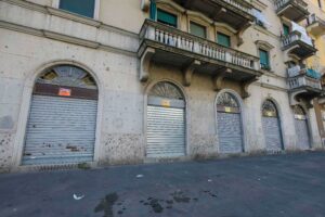 Ditte in rosso, premier impenitente. Perciò sono incazzato con il governo