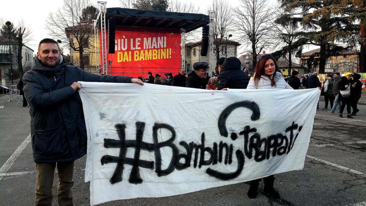 Assolta un’altra vittima innocente degli inventori di abusi di Bibbiano