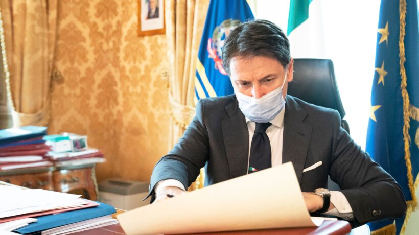 Le scuole portano Giuseppi davanti al Tar