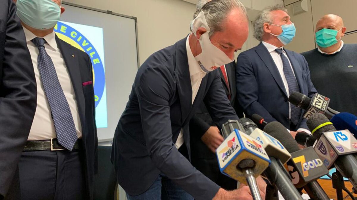 L’Iss leva ogni alibi, si ripartirà insieme. Zaia rompe il tabù: «Basta mascherine»