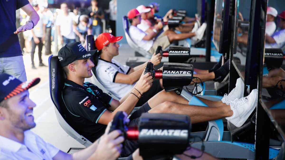 La Formula E non si ferma: piloti in pista con i simulatori virtuali