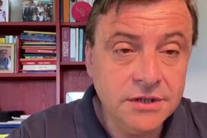 Anche Calenda contro le guardie civiche