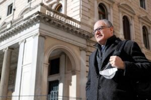 Mancano i fondi: scatta la rissa sul decreto