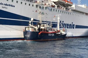 Bloccato il taxi del mare Alan Kurdi «Irregolarità e scarsa sicurezza»