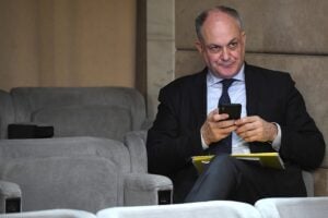 L’ex decreto aprile resta in alto mare. Invitalia spera di essere la nuova Iri