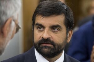Nomine, favori, ricatti e tradimenti. Le chat di Palamara gelano le toghe