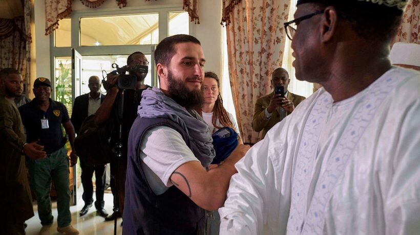 Un altro rapito liberato e convertito. Ma su Tacchetto niente show di Stato