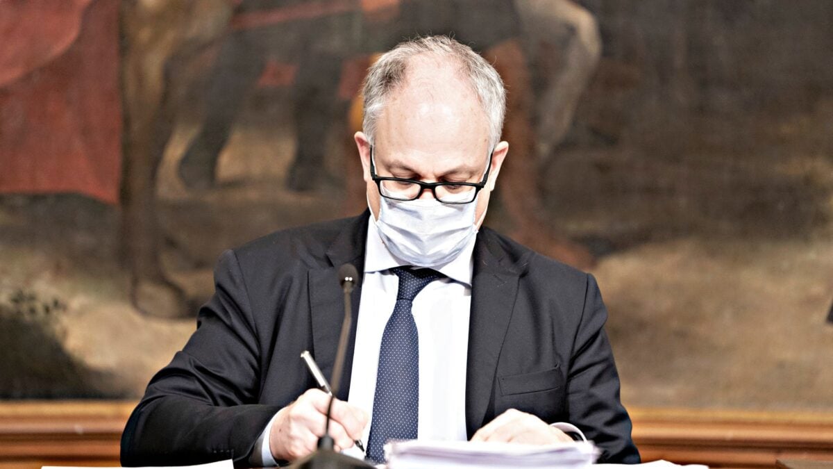 Tutti i buchi del decretone. Se fatturi e non incassi nessun aiuto dallo Stato