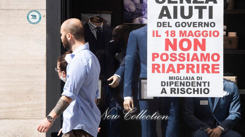 Da Roma a Milano, fino a Capri migliaia di serrande restano giù