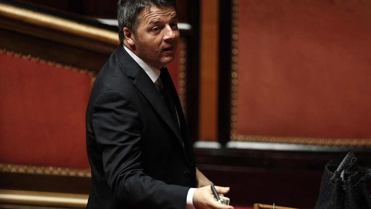 Renzi non stacca la spina a Conte e ora prepara la lista delle poltrone