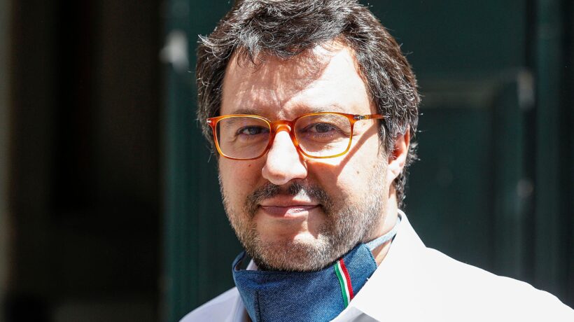 Salvini-Open Arms, palla al Senato. A decidere sarà Giarrusso, ex M5s