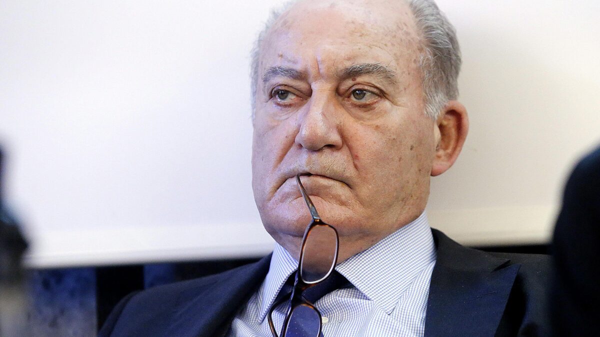 «Bloccati da questo governo e dai virologi»