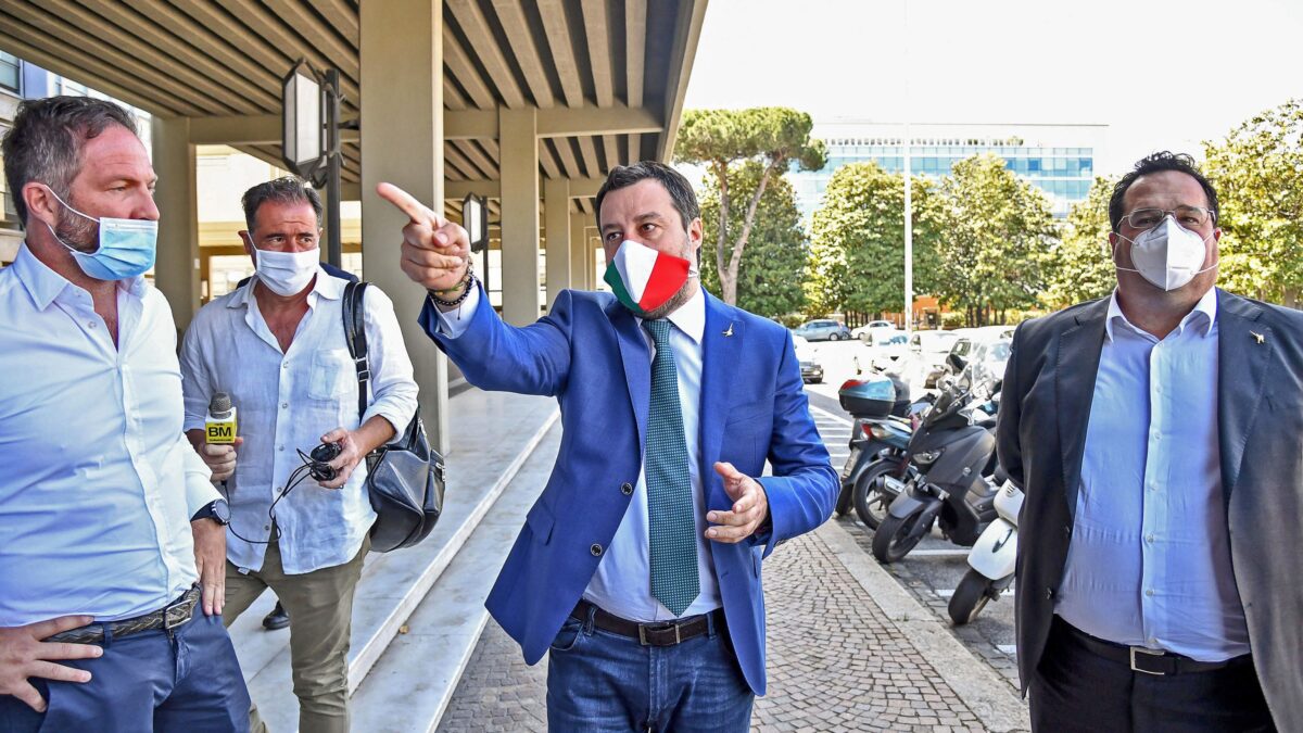 Le trame delle toghe sul caso Salvini