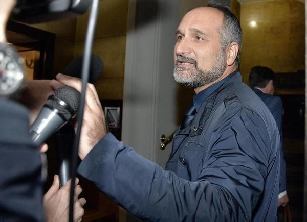 Claudio Messora: «M5s a un bivio: o Di Battista, o morte»