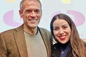 La «baby competente» con la laurea finta