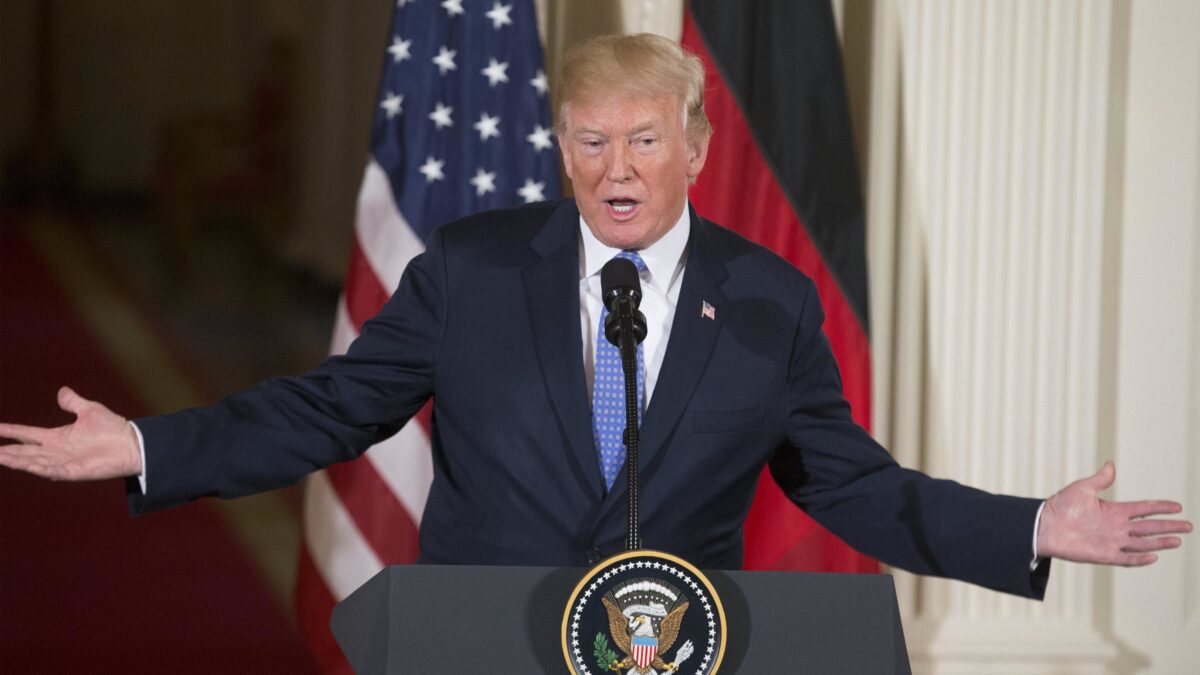 Trump ritira parte delle truppe dalla Germania, schiaffo alla Merkel