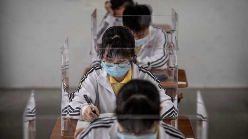 La scuola riaprirà con 27.000 prof in meno