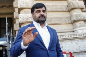 Online i messaggi del testimone dell’inchiesta umbra