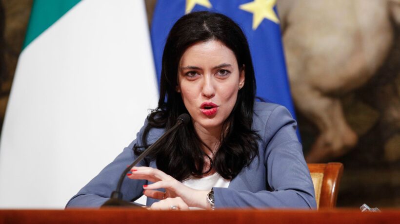 Nella gara tra incapaci la Azzolina stravince