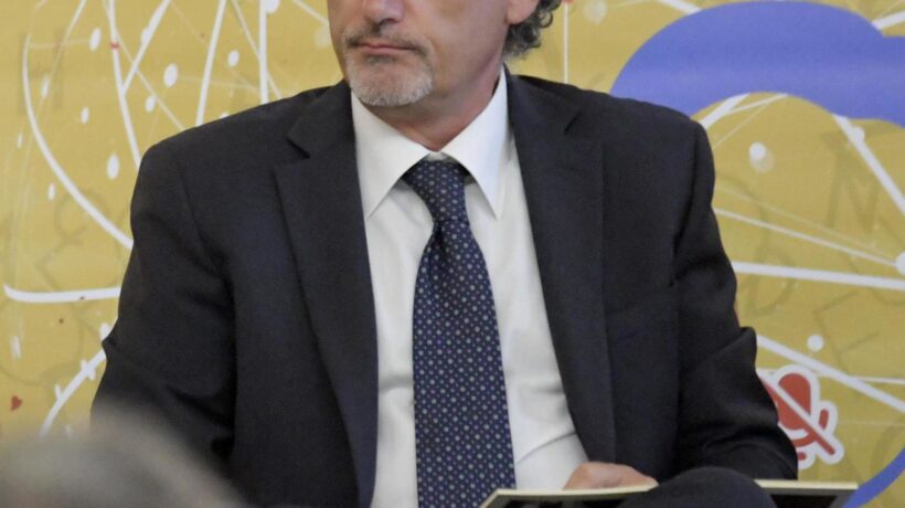 Online le chat con l’ex sostituto dell’Antimafia