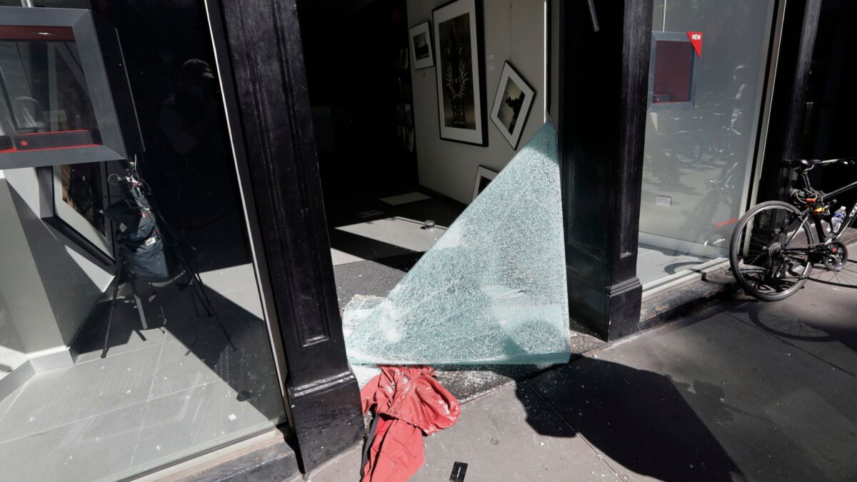 Da Ue e Onu atti di vandalismo contro gli Usa