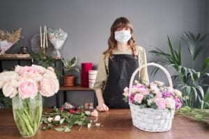 Coldiretti lo dice con un fiore: «Conte svegliati»