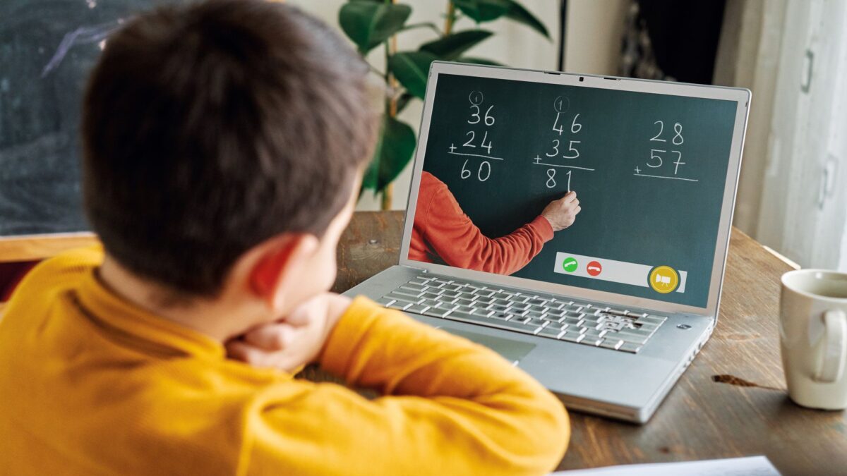 Chi ha ucciso la scuola