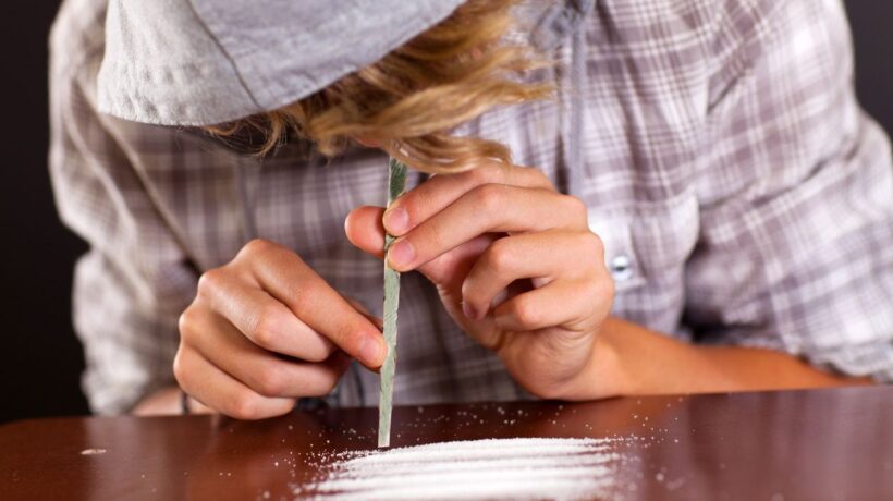 È allarme cocaina fra le ragazzine. E anche i terroristi smerciano droga