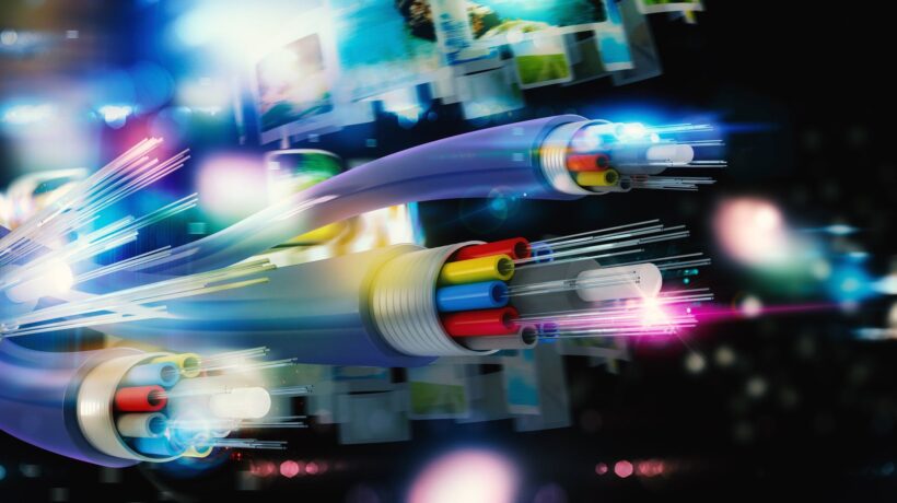 Open fiber in affanno insegue 450 milioni