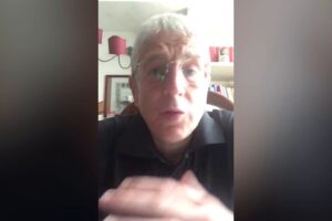 Come può tirarci fuori dalla crisi una classe politica che taglia il taglio dei vitalizi?