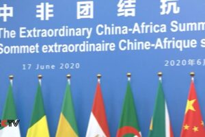 Xi presiede il vertice tra Cina e Africa e chiede solidarietà per sconfiggere il Covid-19