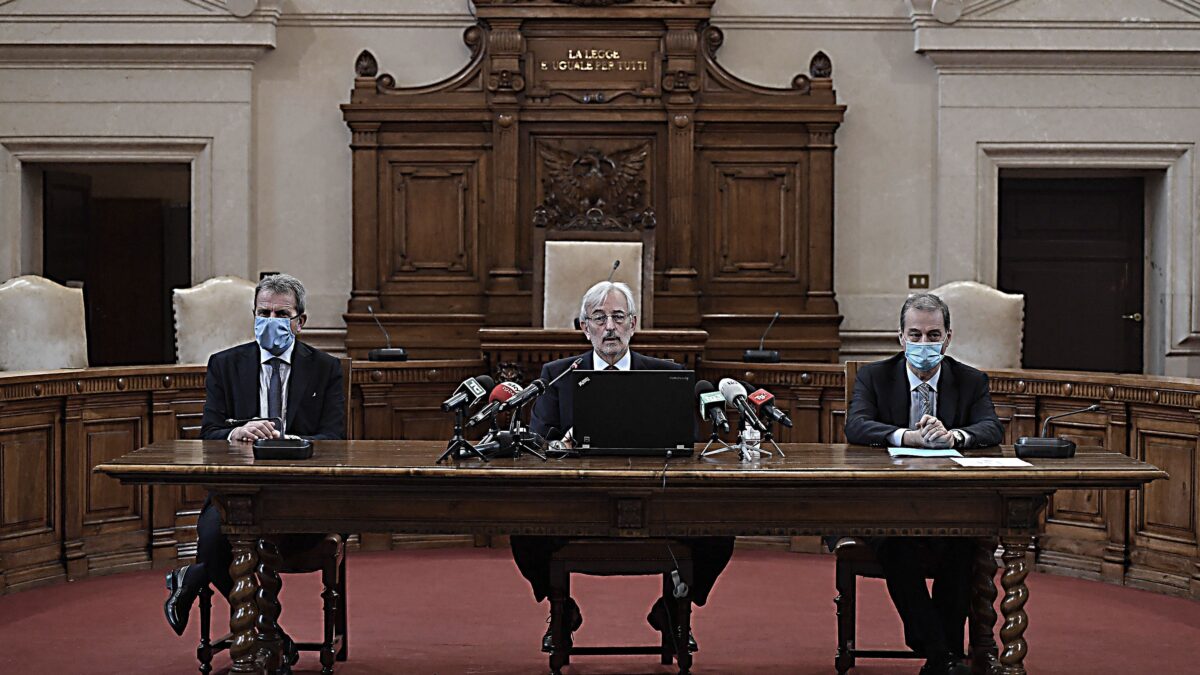 Mercato delle toghe: a giudizio disciplinare Palamara e altri nove