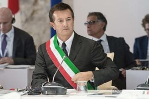 Lo scandalo dei «buoni» tutti casa, chiesa e Pd