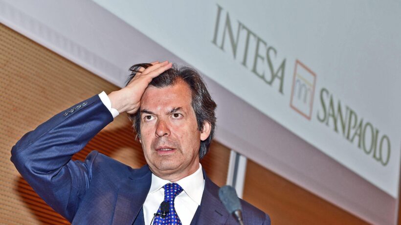L’Antitrust in frenata su Intesa-Ubi scatena il conflitto tra le istituzioni
