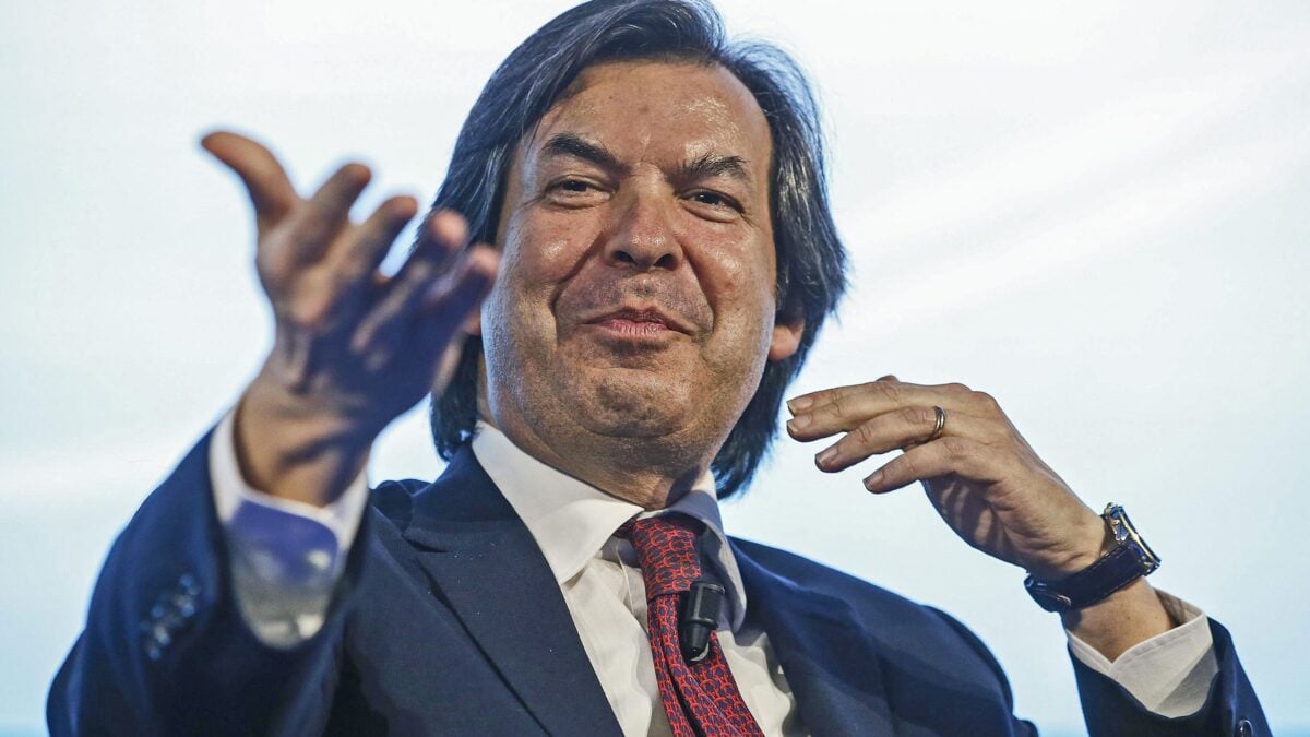 Accordo Intesa-Bper sugli sportelli. Sembrano più vicine le nozze con Ubi