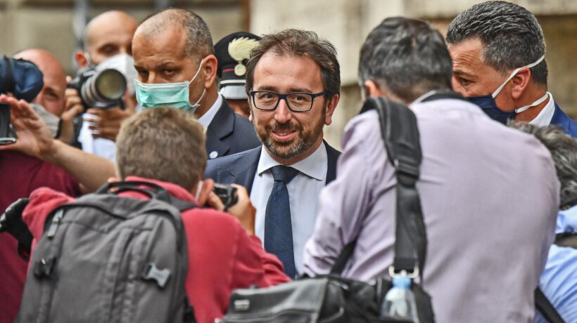 L’ennesima figuraccia di Bonafede: due detenuti evadono da Rebibbia