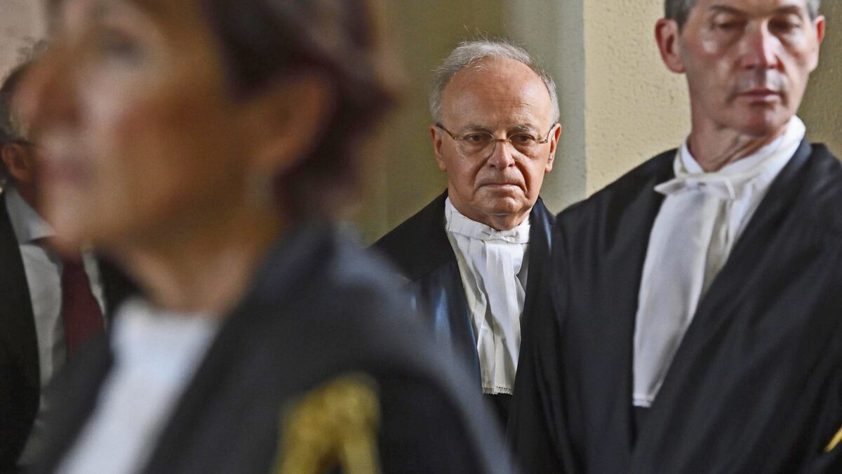 Nuova trappola M5s per Bonafede sull’età pensionabile della magistratura