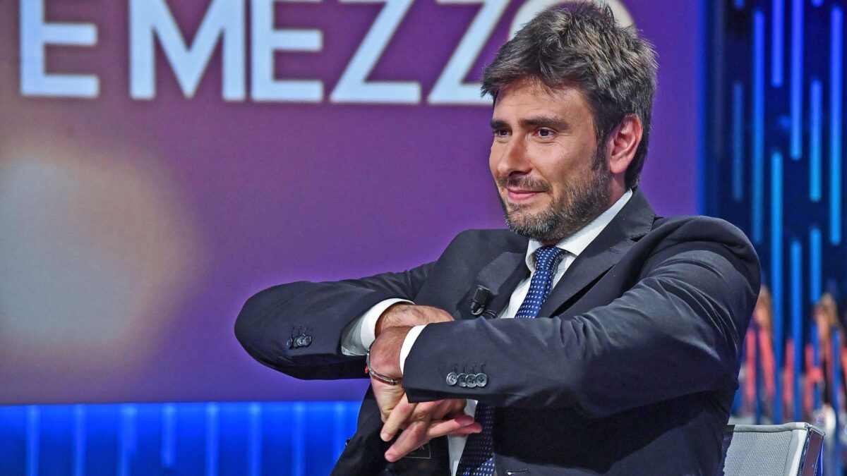 Online le chat dell’amica di Dibba