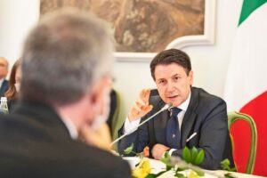 Giuseppi tira
 a campare ma se lui ce la fa l’italia crepa